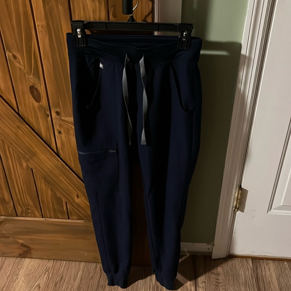 Navy Figs Scrubs XXS Like New